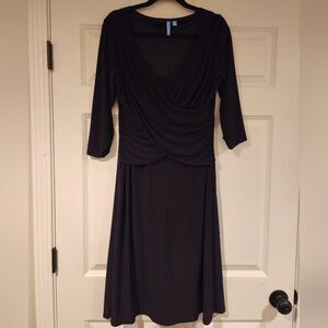 B-Slim black stretchy midi dress Ruchrd Mid Section Size L